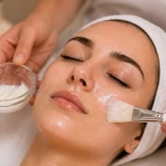 Ezer Glow Luxe at Ezer Aesthetics LLC in Cape Coral, FL